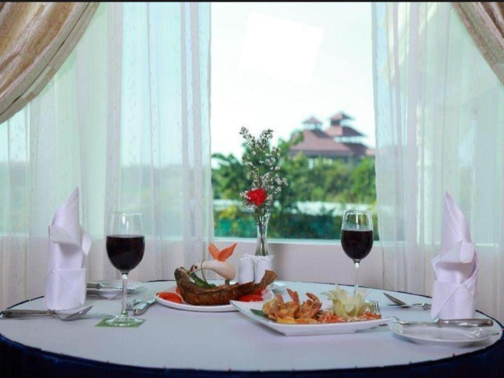 Apex Hotel Naypyidaw Kültér fotó