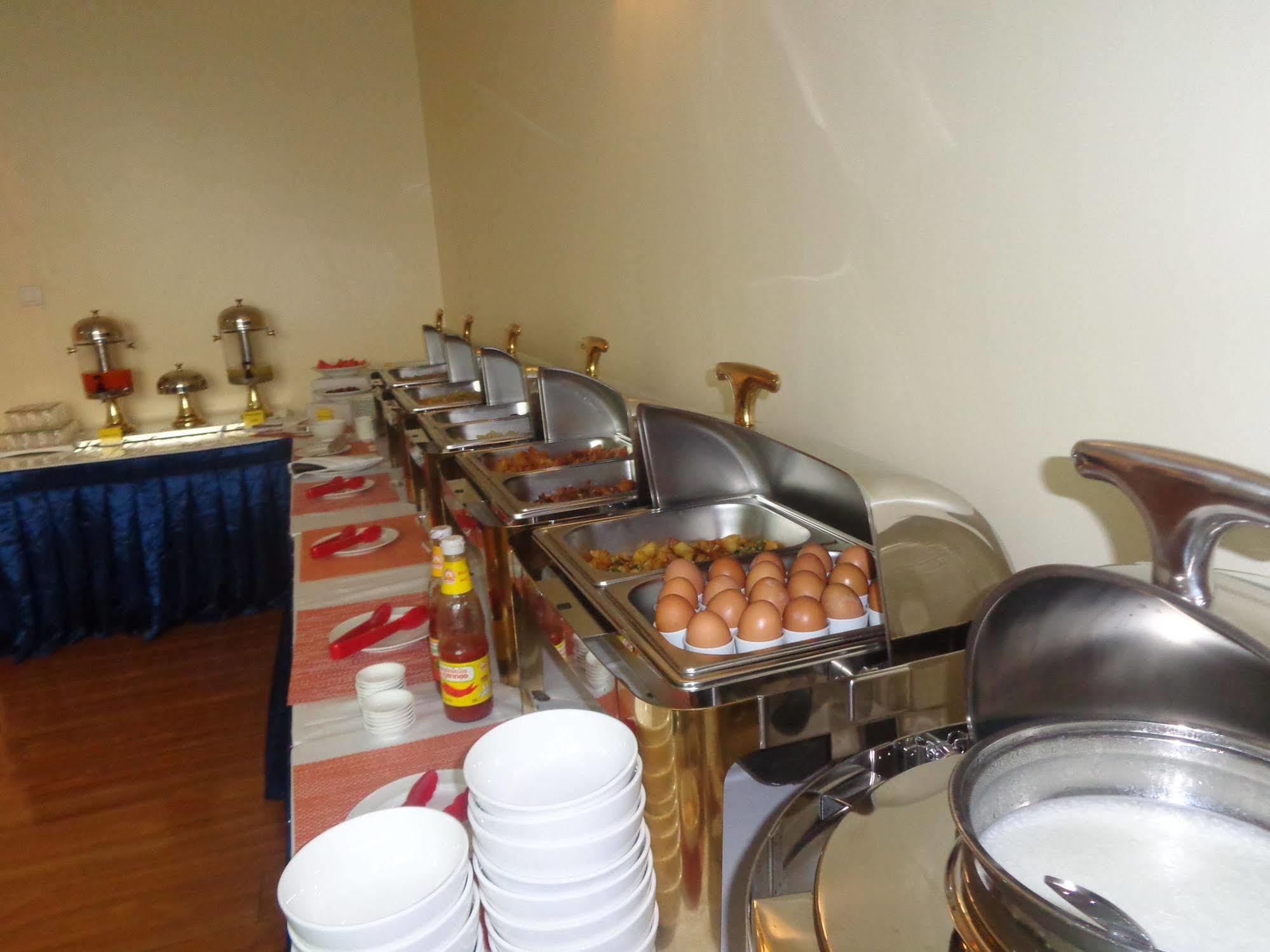 Apex Hotel Naypyidaw Kültér fotó
